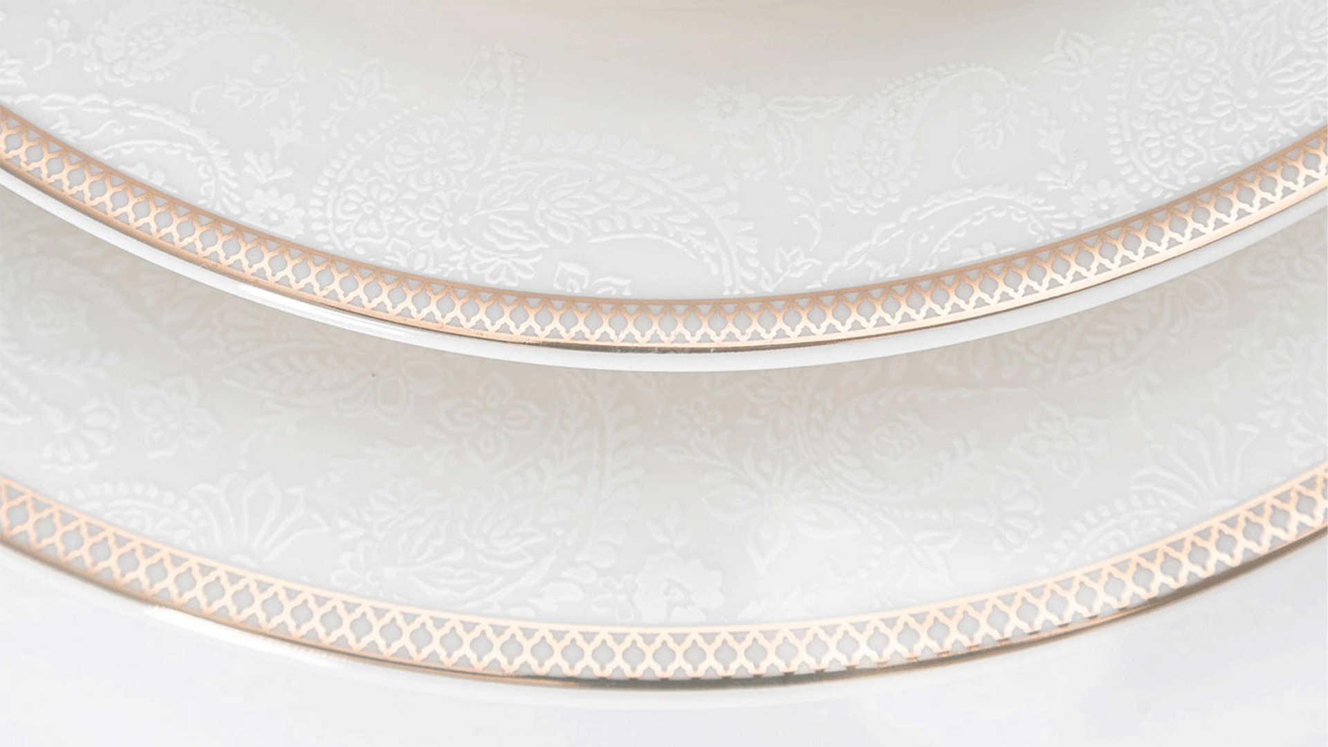 Sofra Dekorasyonunda El Yapımı Menü Kartı: Hikâye Anlatan Şık Bir Dokunuş kapak görseli